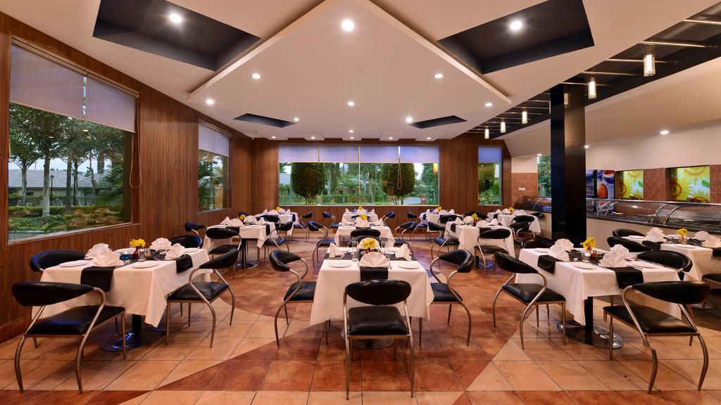 Shri Radha Brij Vasundhara Resort & Spa Govardhan Екстериор снимка