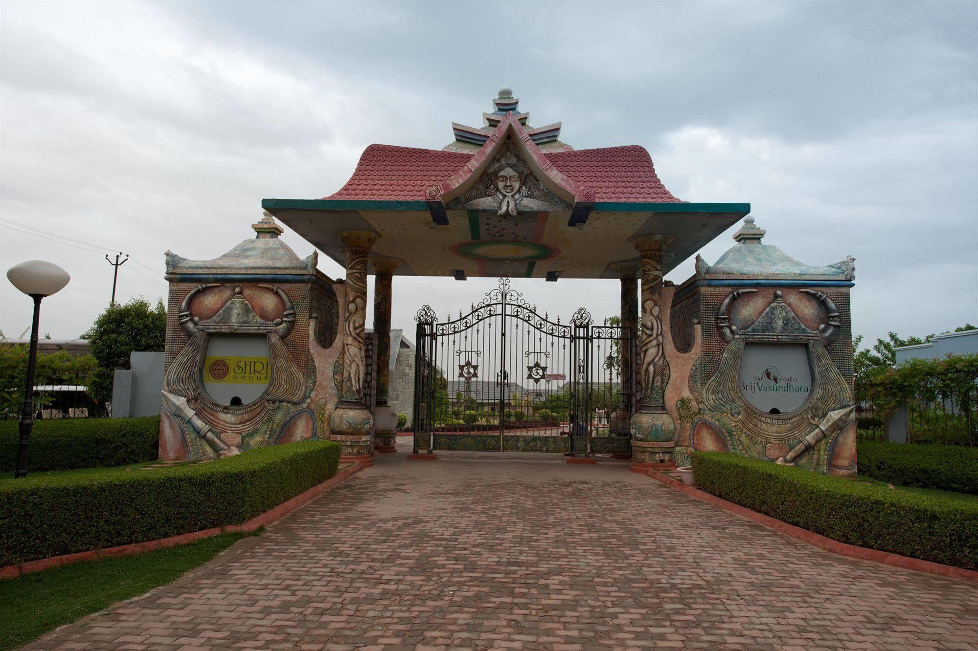 Shri Radha Brij Vasundhara Resort & Spa Govardhan Екстериор снимка